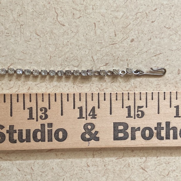 Gorgeous Vintage Rhinestone Glam Necklace - Picture 7 of 10